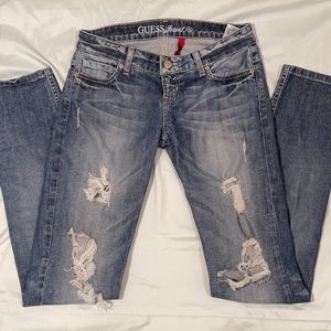 Guess 1981 skinny leg jeans size 26 B1